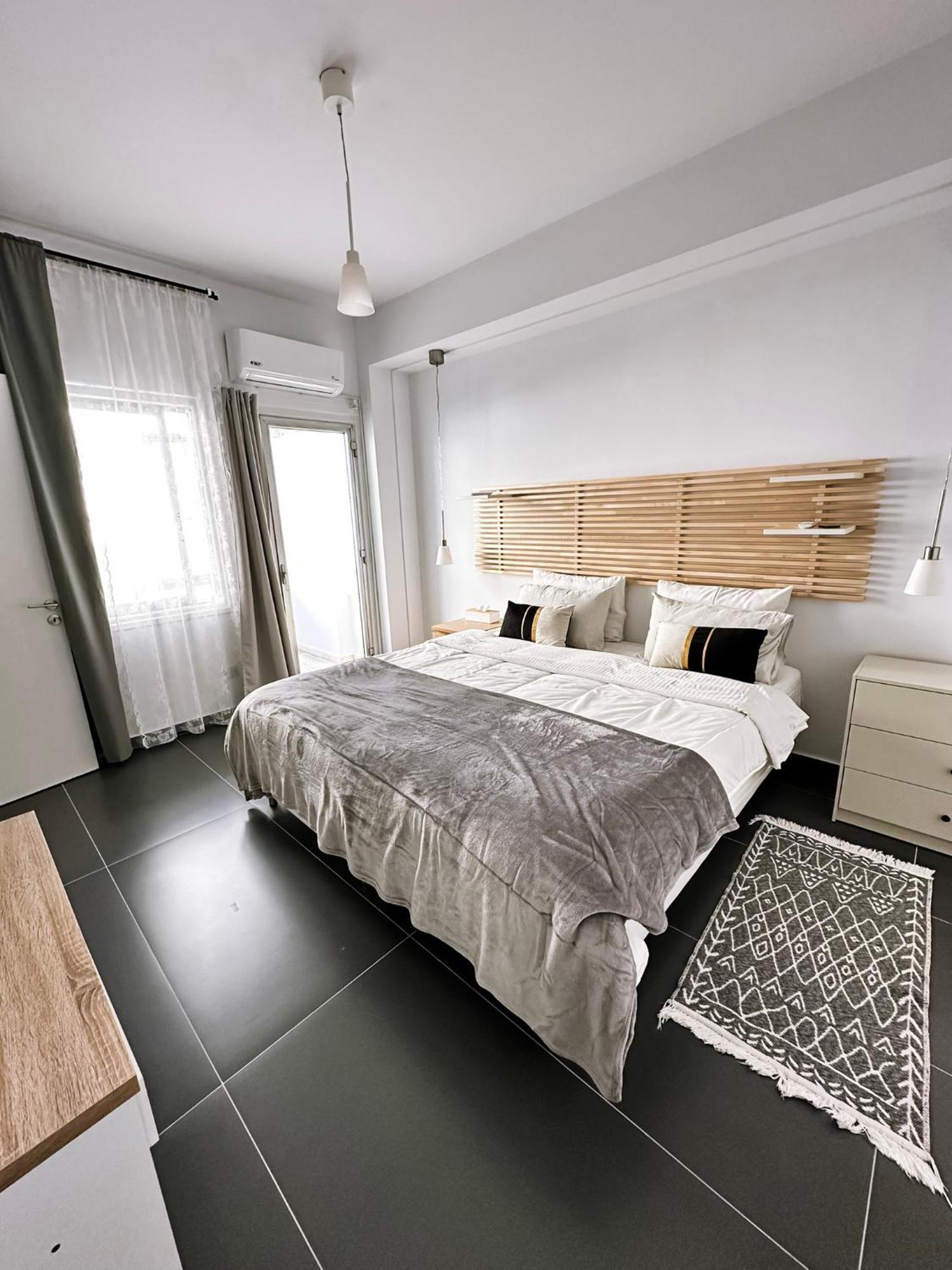 Home Away One Bedroom Apartment In Nikosia Bagian luar foto